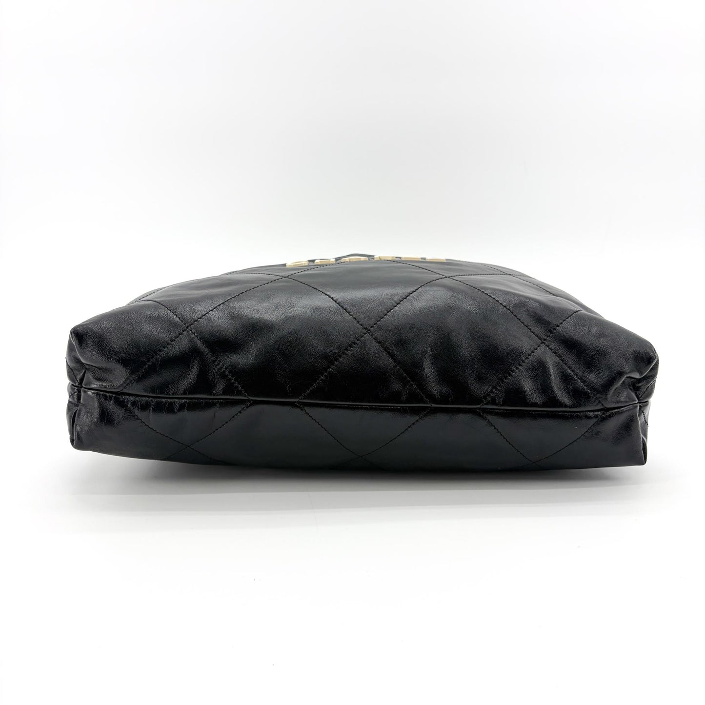 Chanel 22 Handbag Shiny Calfskin Black Gold Hardware