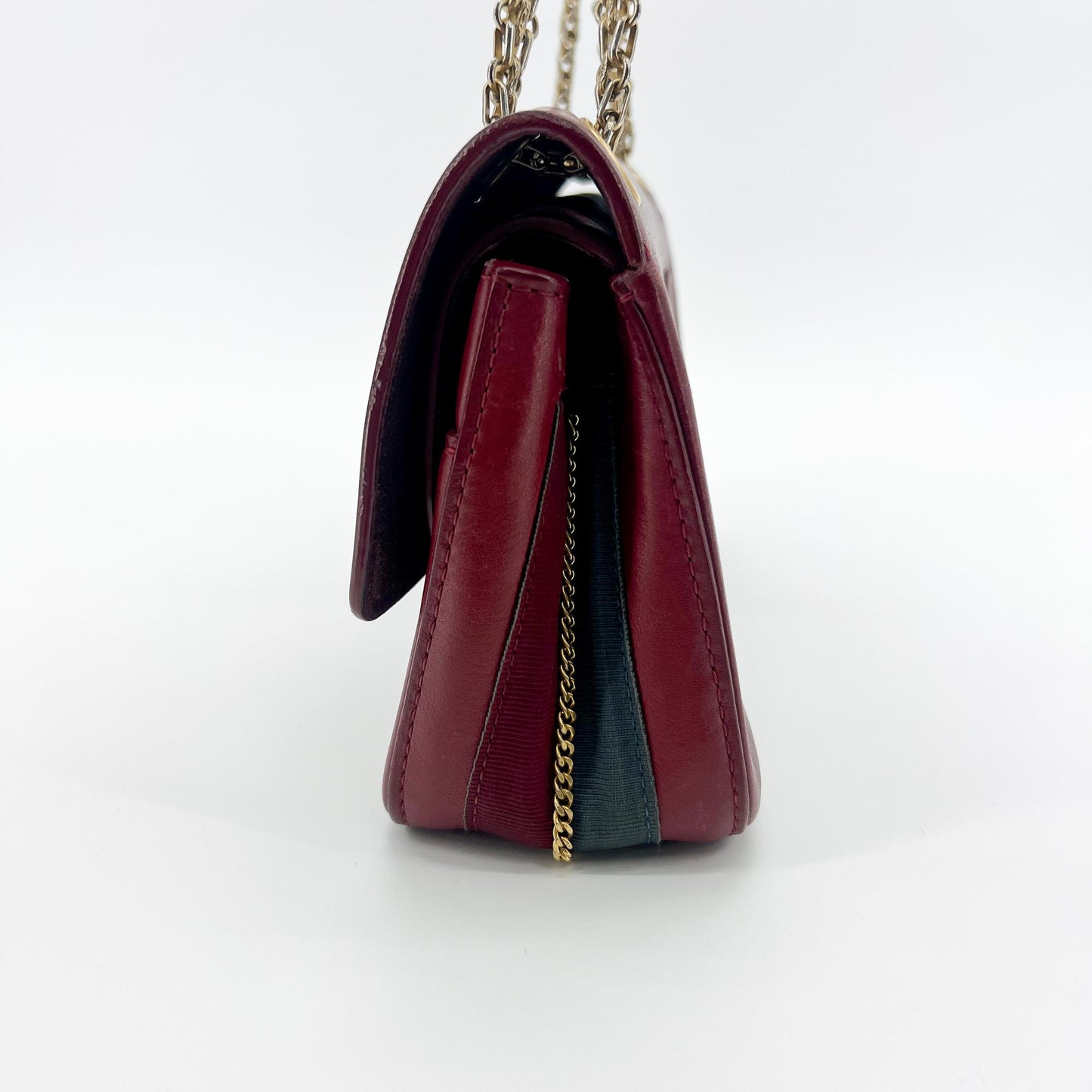Chanel 2.55 Reissue Flap Bag 225 Burgundy Gold Hardware