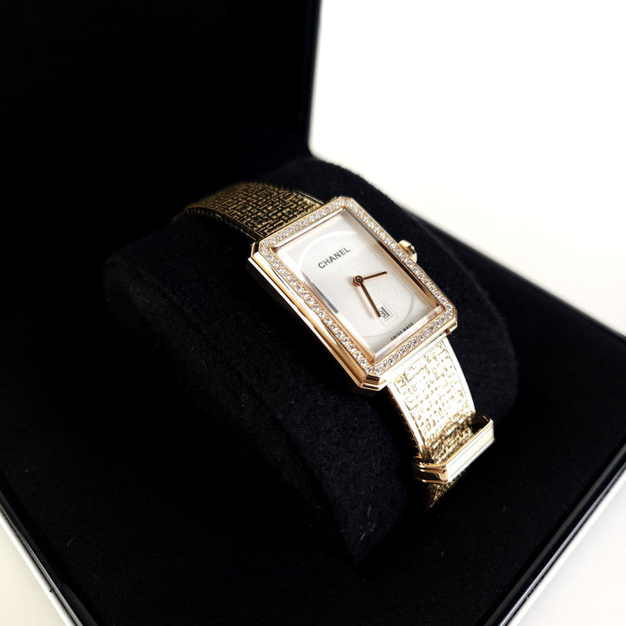 Medium Boyfriend 18K Diamond Tweed Strap Watch
