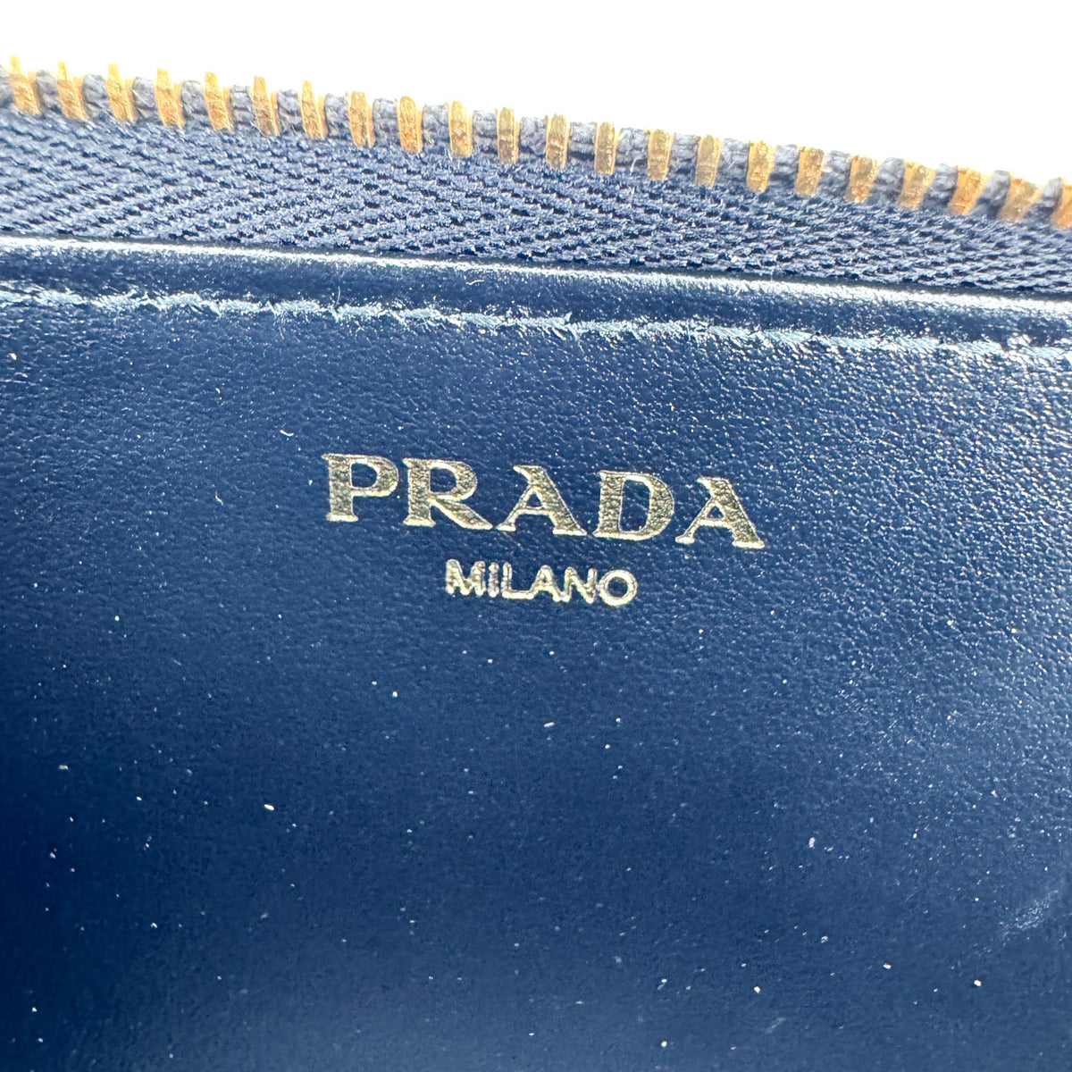 Prada Vitello Move Zipper Key Clutch Black Gold Hardware