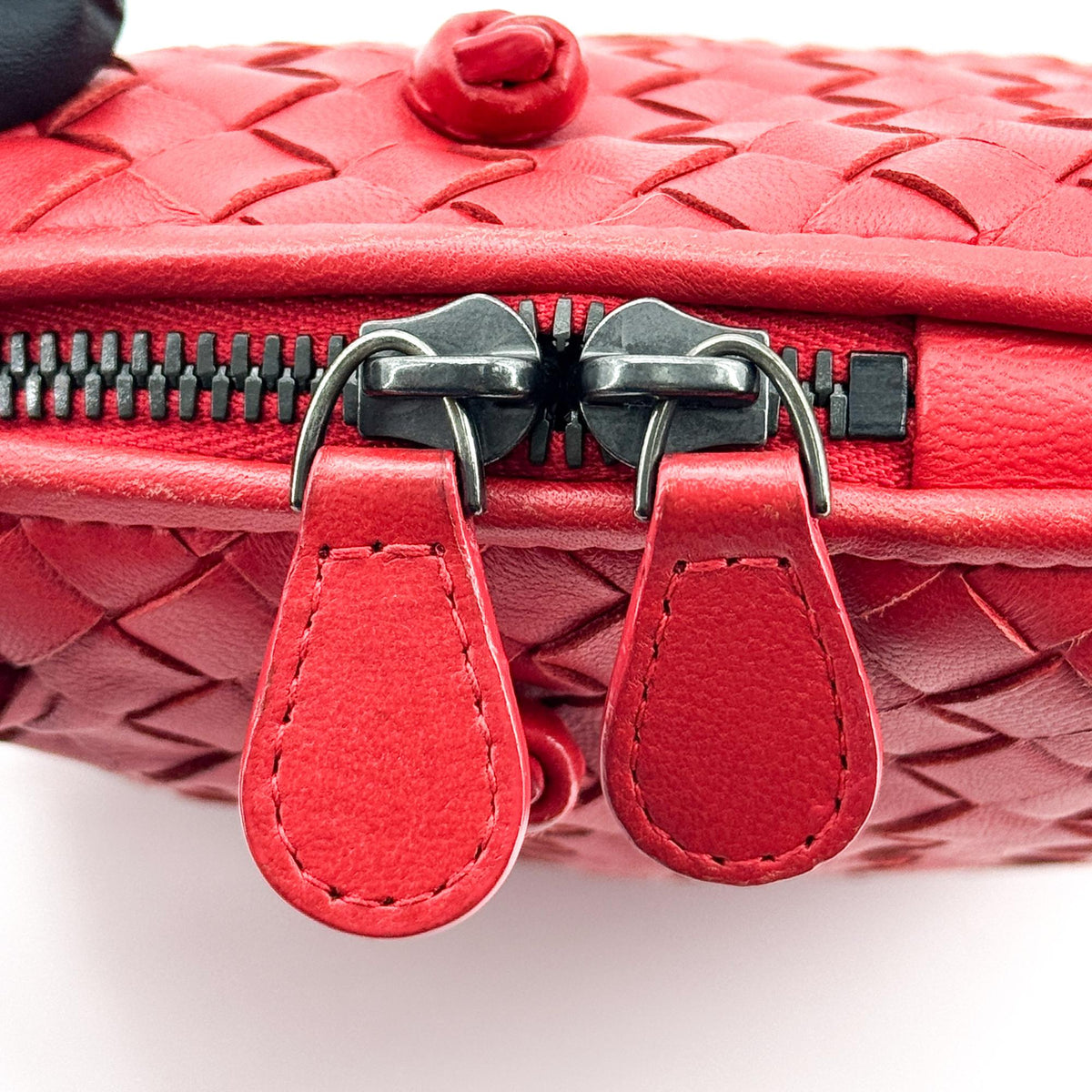 Bottega Veneta Intrecciato Nord Crossbody Bag Red