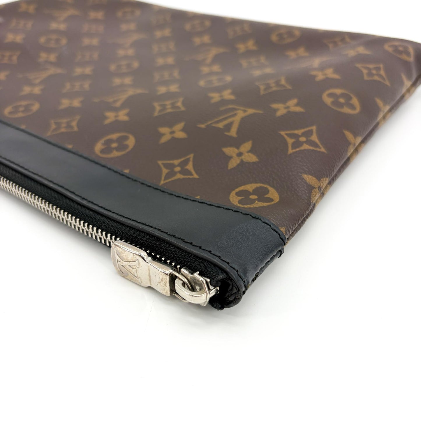 Louis Vuitton Monogram Macassar Pochette Discovery MM