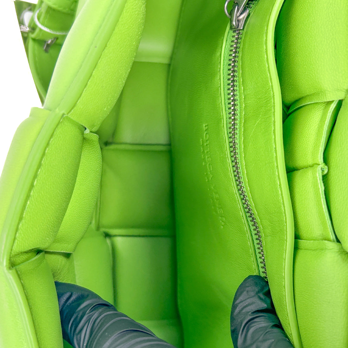 Bottega Veneta Green Leather Padded Cassette Bag