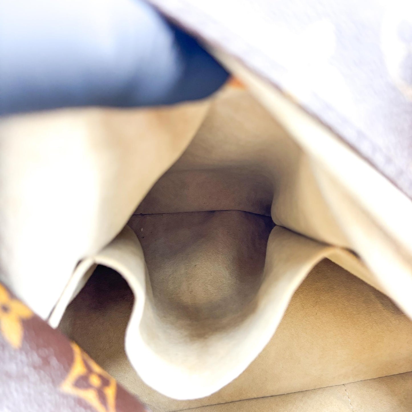 Louis Vuitton Arch MM Monogram