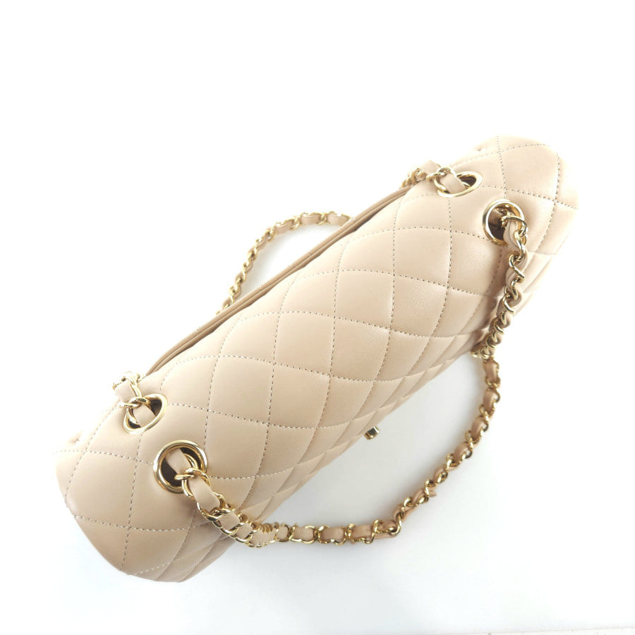 Medium Classic Lambskin Flap Shoulder Bag A01112