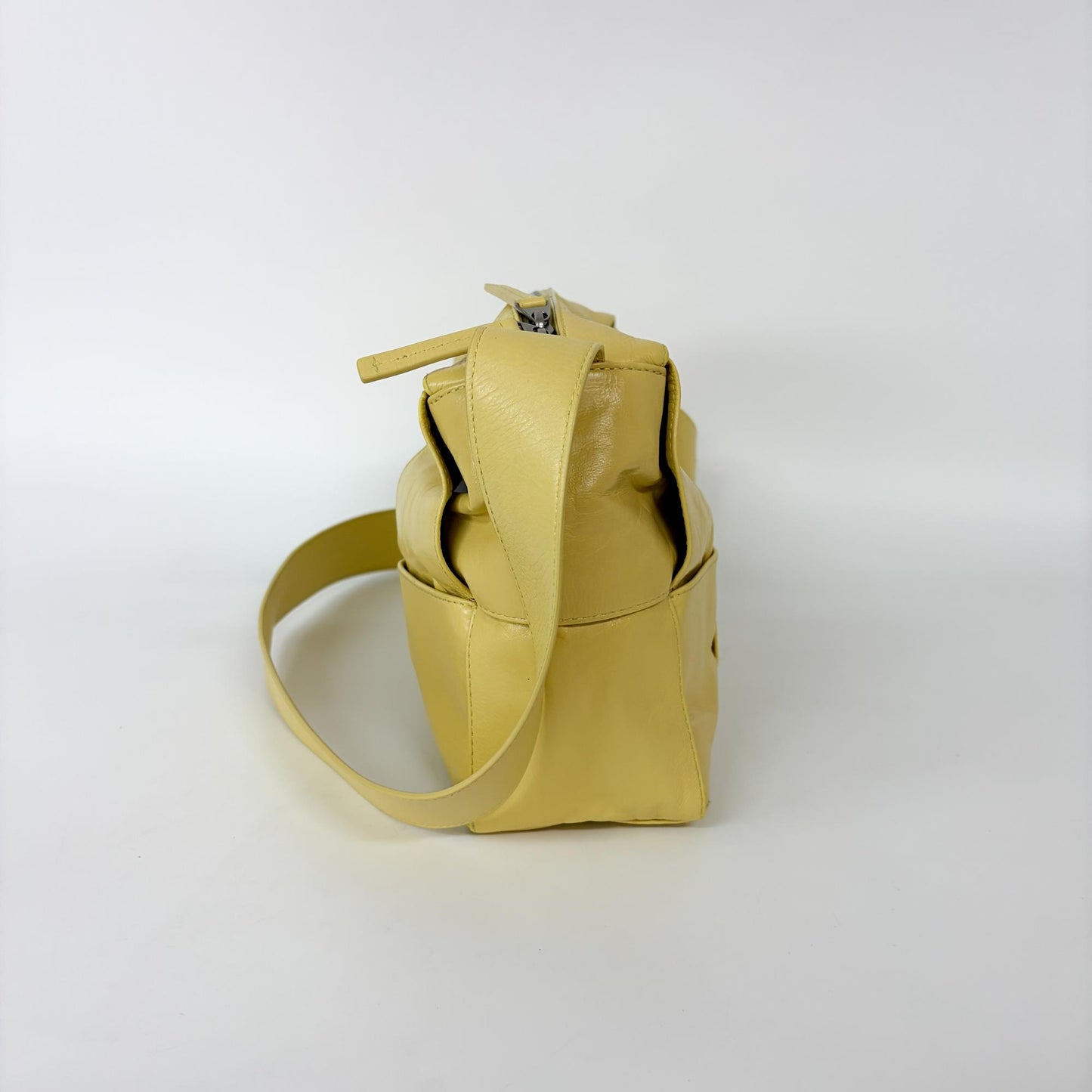Bottega Veneta Cassette Arco Camera Bag Medium Butter