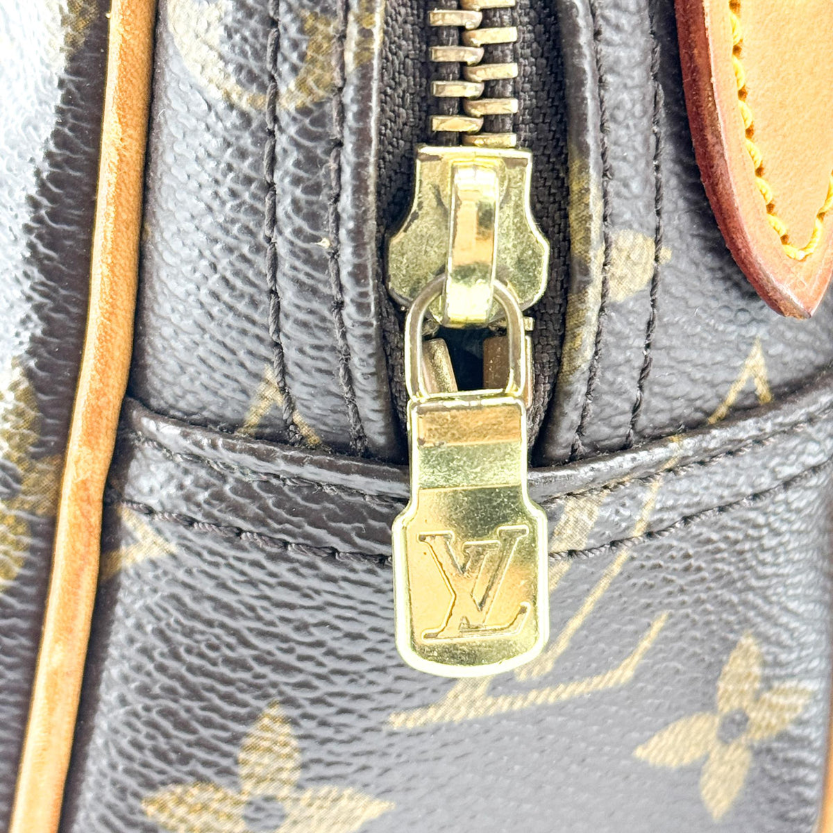 Louis Vuitton Monogram Reporter PM