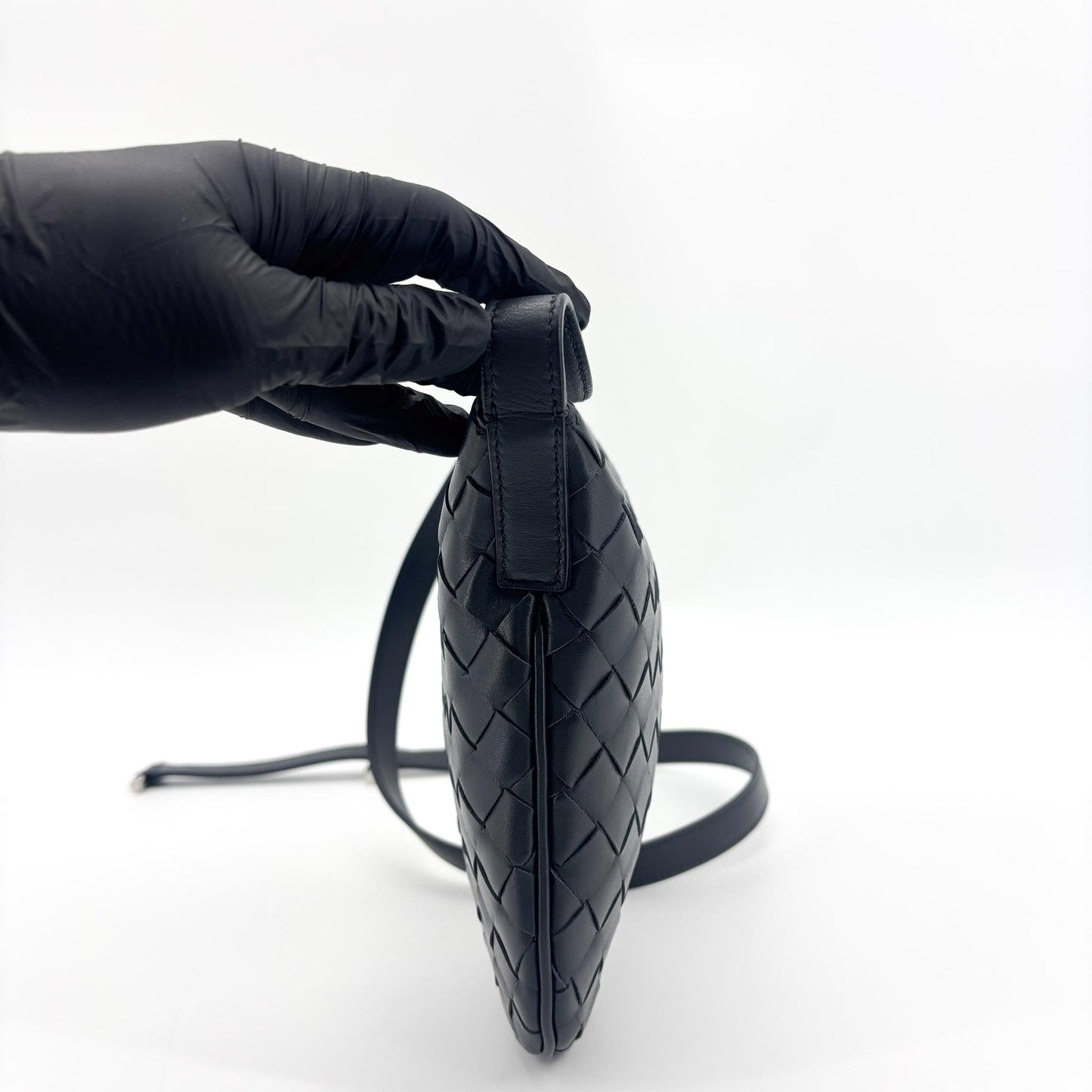 Bottega Veneta Intrecciato Vic Shoulder Bag Black
