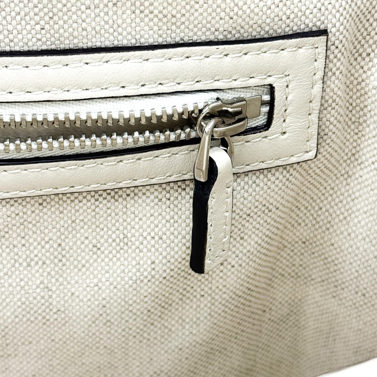 Gucci GG Matelassé Large Tote Bag White Leather