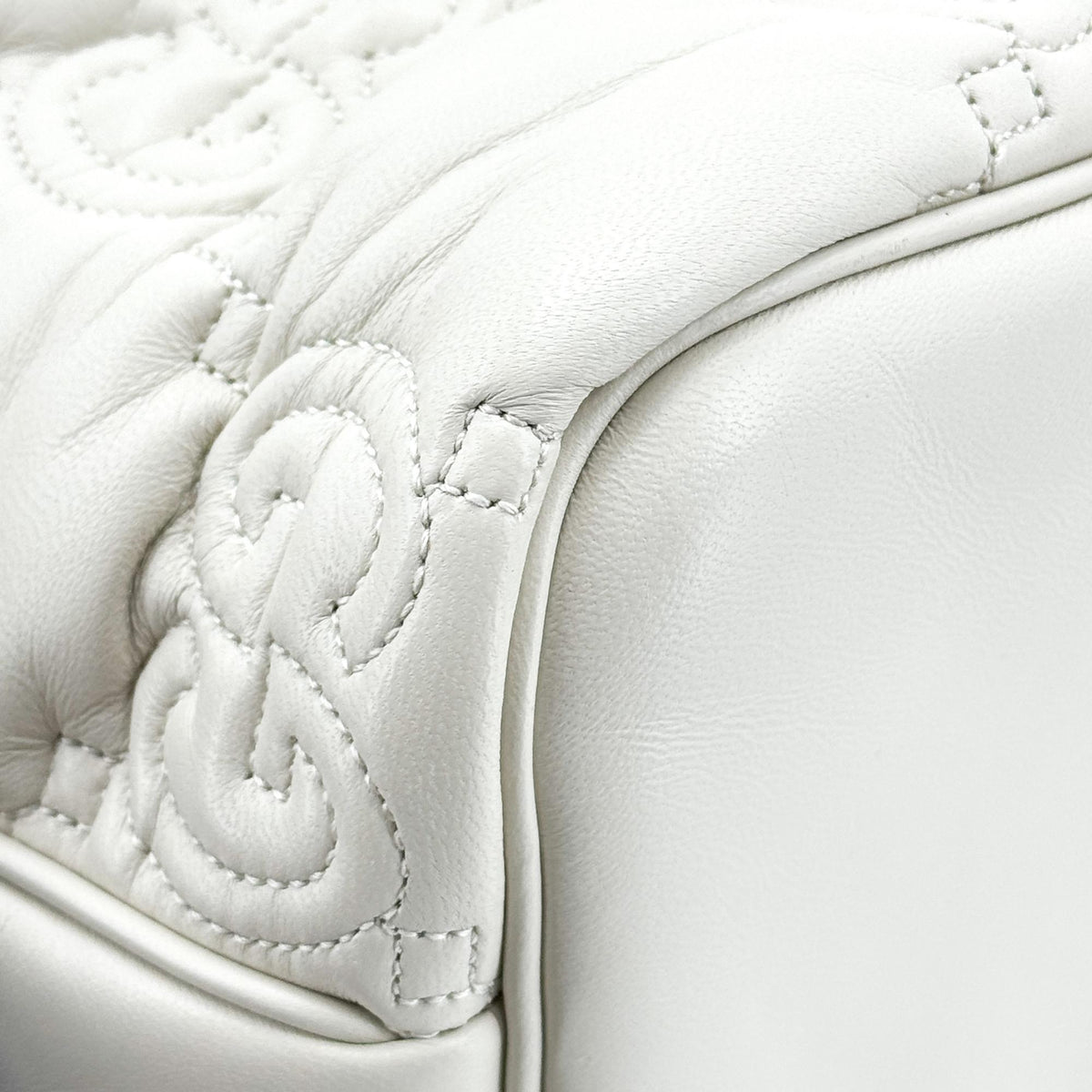 Gucci GG Matelassé Large Tote Bag White Leather