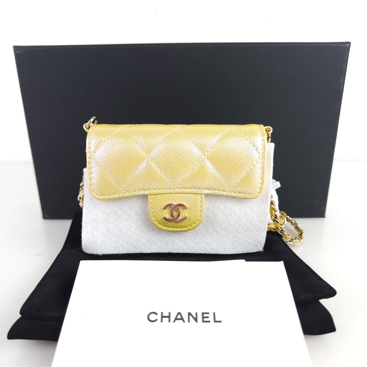 Classic Caviar Chain Wallet