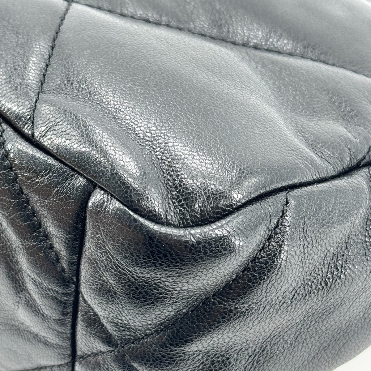 Chanel 19 Flap Bag Small Black