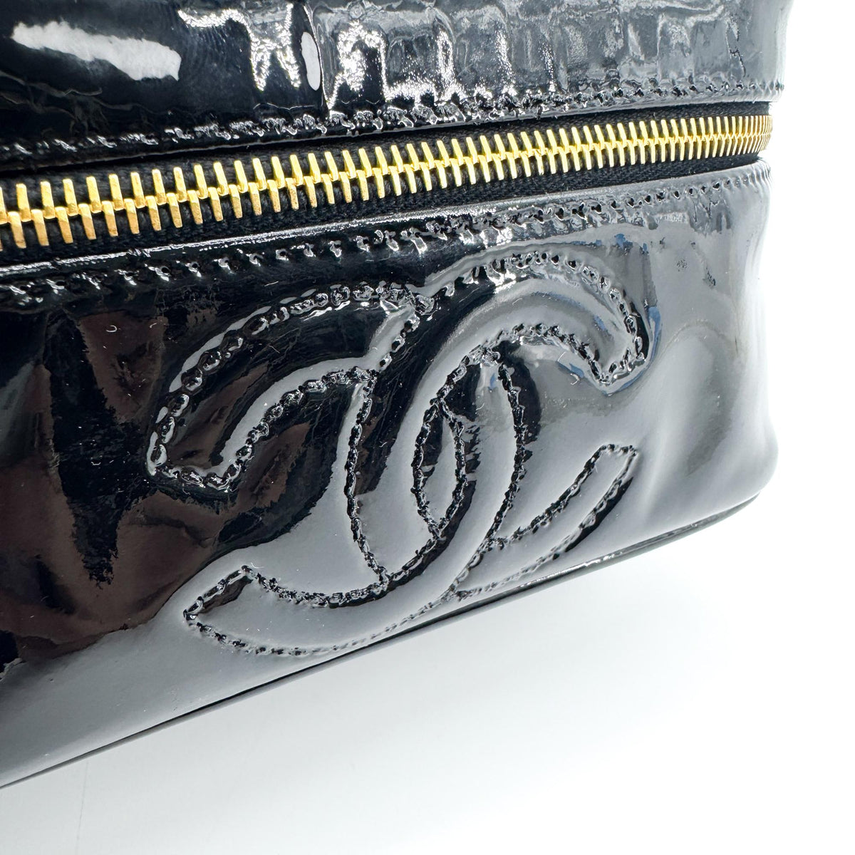 Chanel Vintage Patent Cosmetic Vanity Bag Gold Hardware Black