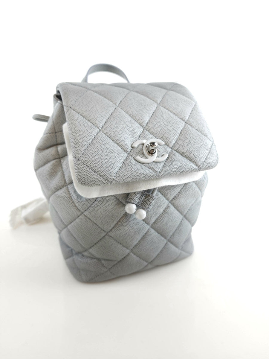 24C CC Flap Gradient Chain Backpack AS4618