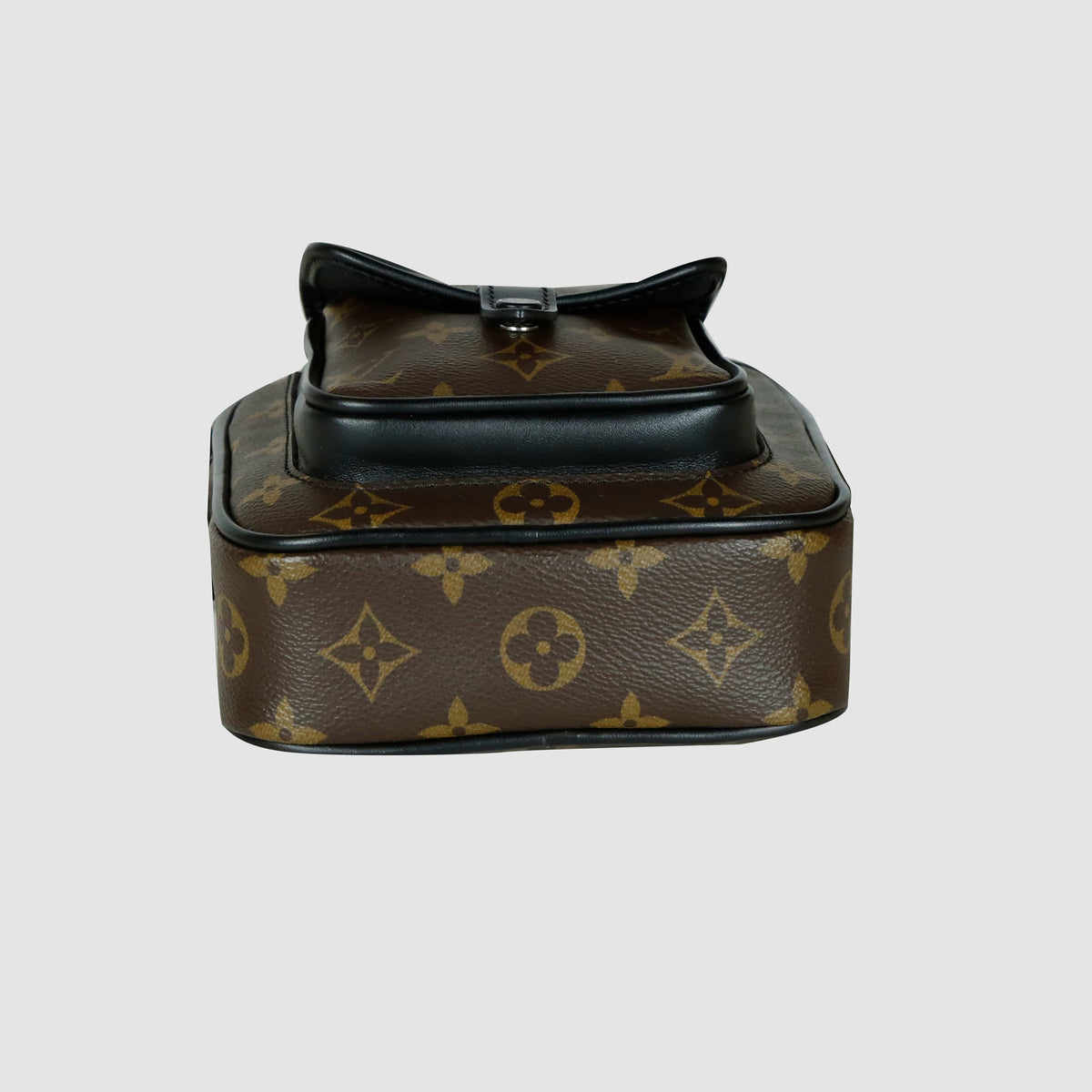 Monogram Christopher Wearable Wallet Crossbody Bag M69404