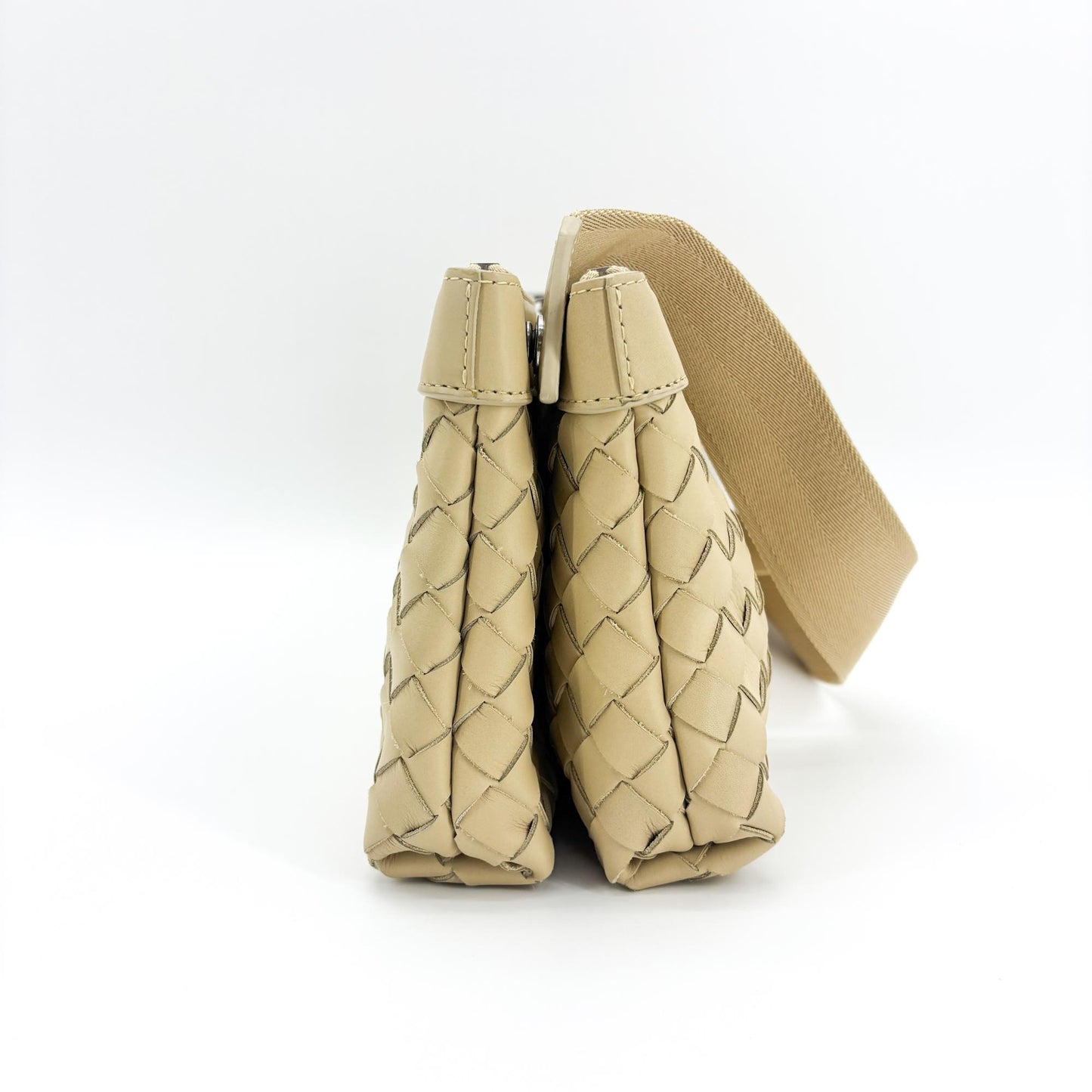 Bottega Veneta Classic Intrecciato Belt Bag Beige