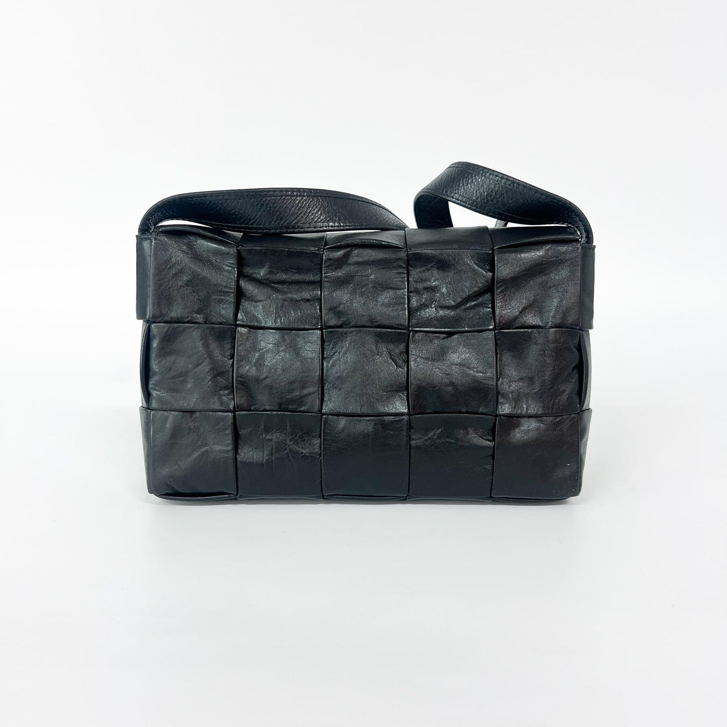 Bottega Veneta Cassette Bag Black Vintage Calf Silver Hardware