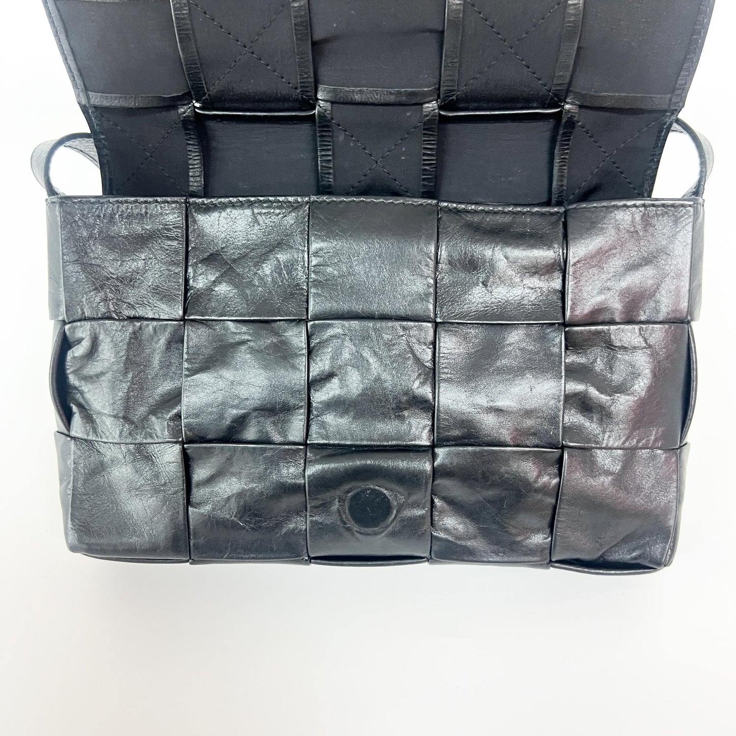Bottega Veneta Cassette Bag Black Vintage Calf Silver Hardware