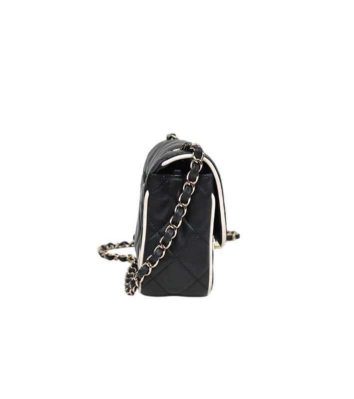 Chanel Two-Tone Lambskin Quilted CC Flap Shoulder Bag with Built-in Chip