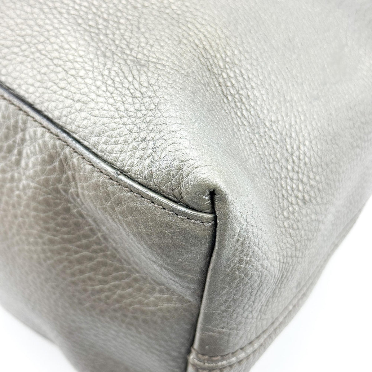 Gucci Soho Interlocking G Chain Crossbody Bag Metallic Dark Gray