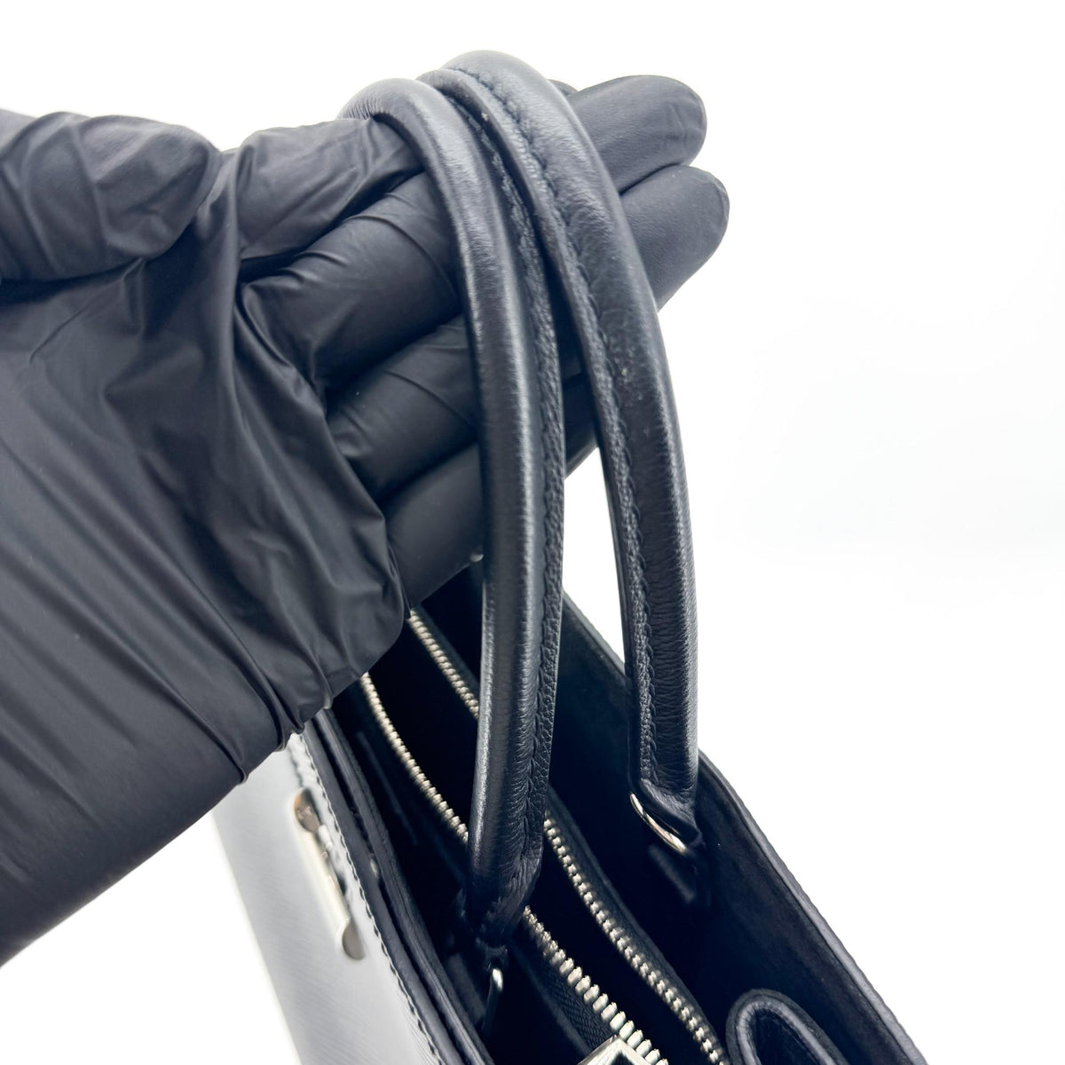 Louis Vuitton Epi Twist Tote Bag PM Indigo Silver