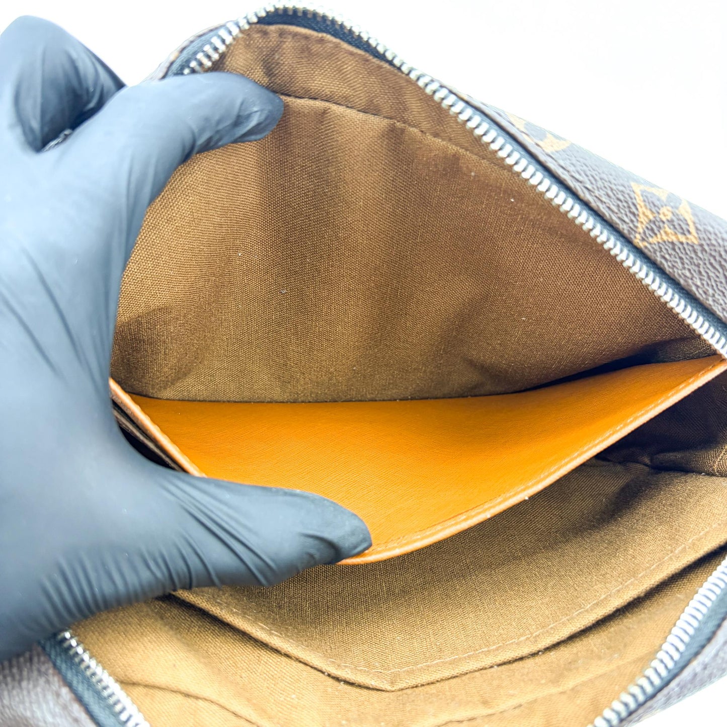 Louis Vuitton Monogram Truth Toilette 28 Brown