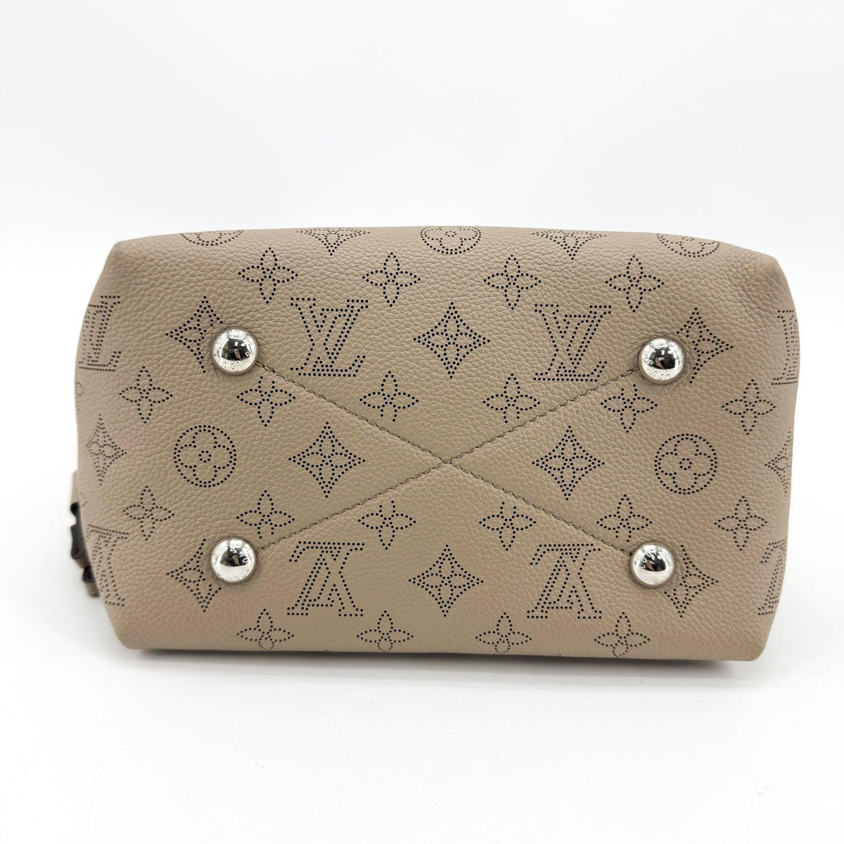 Louis Vuitton Mahina Bella Galette