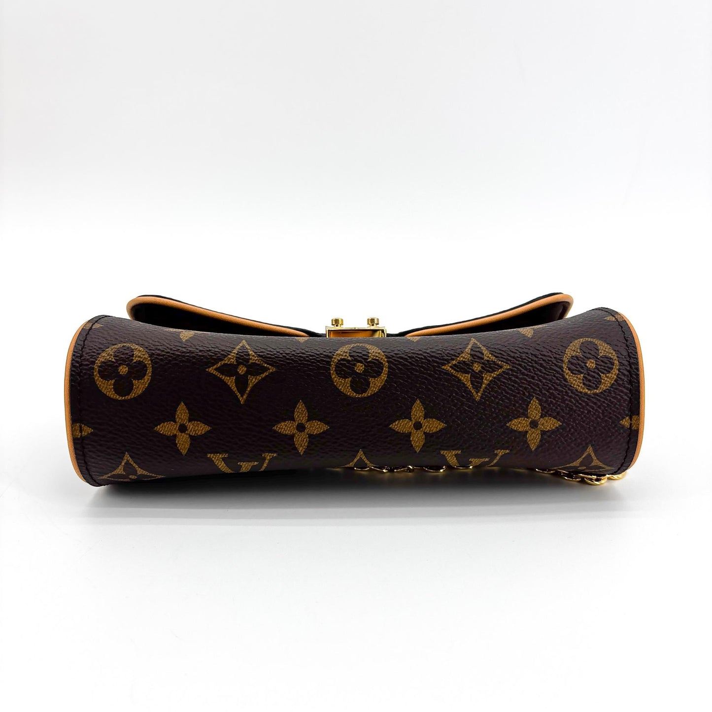 Louis Vuitton Monogram Beverly Clutch