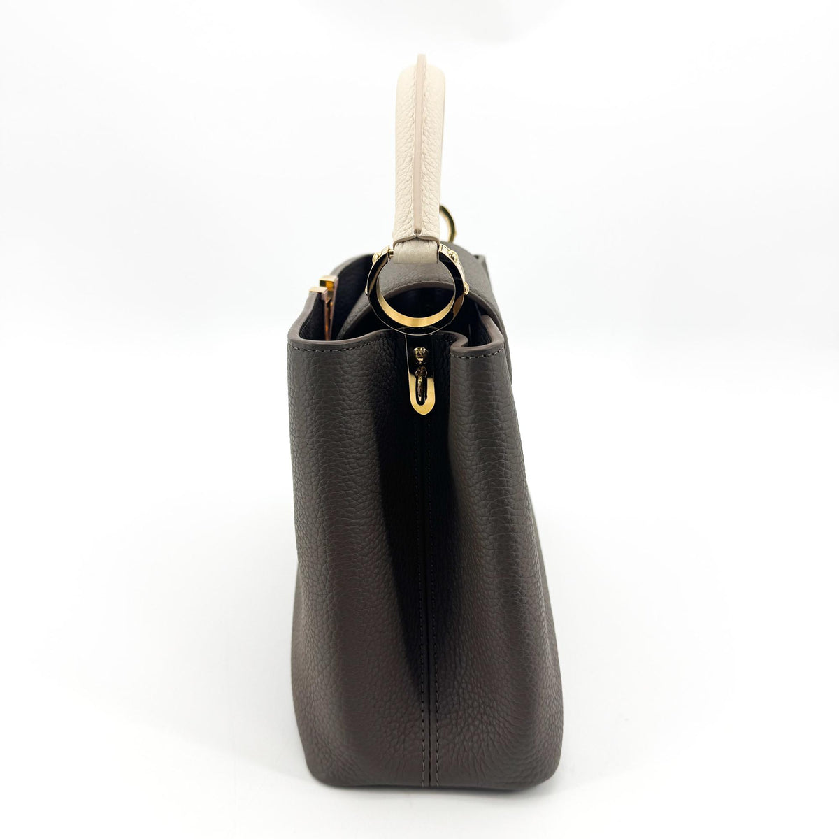 Louis Vuitton Capucines MM