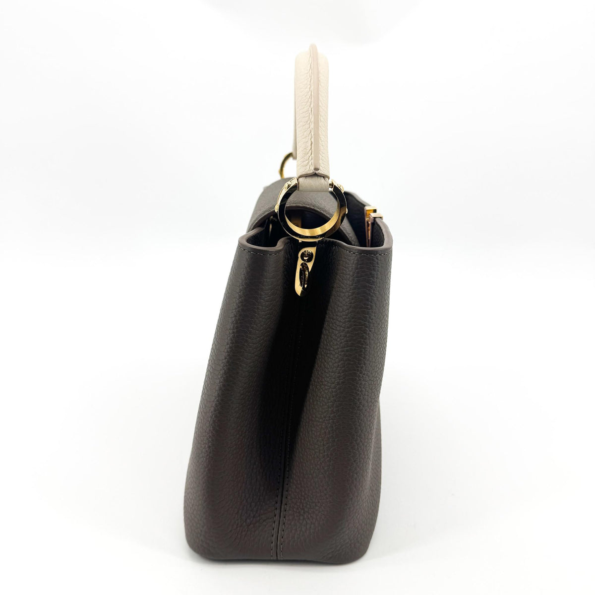 Louis Vuitton Capucines MM