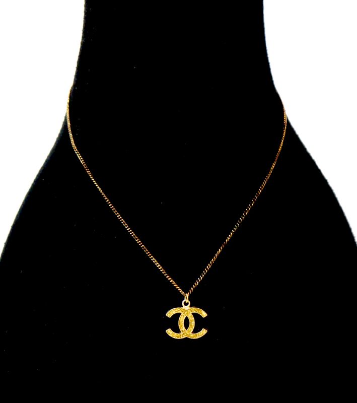 Chanel Glitter CC Gold Necklace