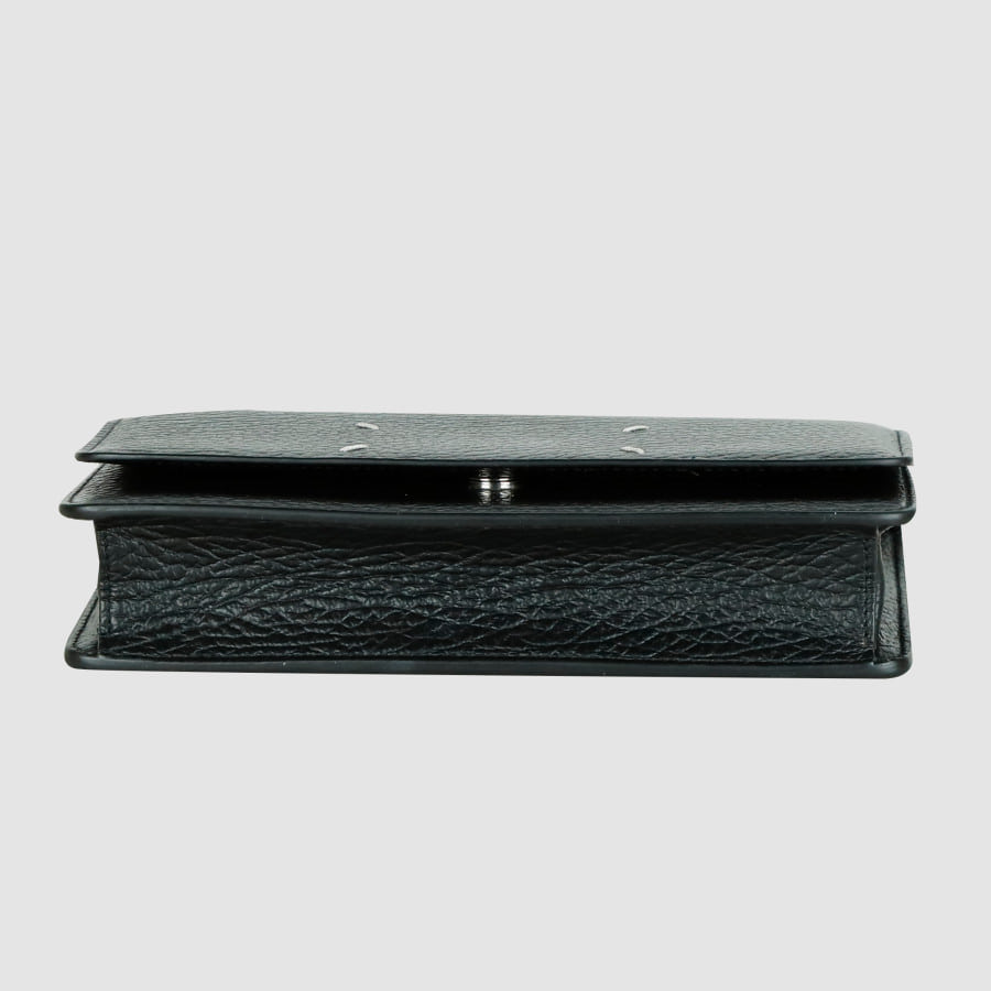 Stitch Chain Wallet Crossbody Bag S56UI0147