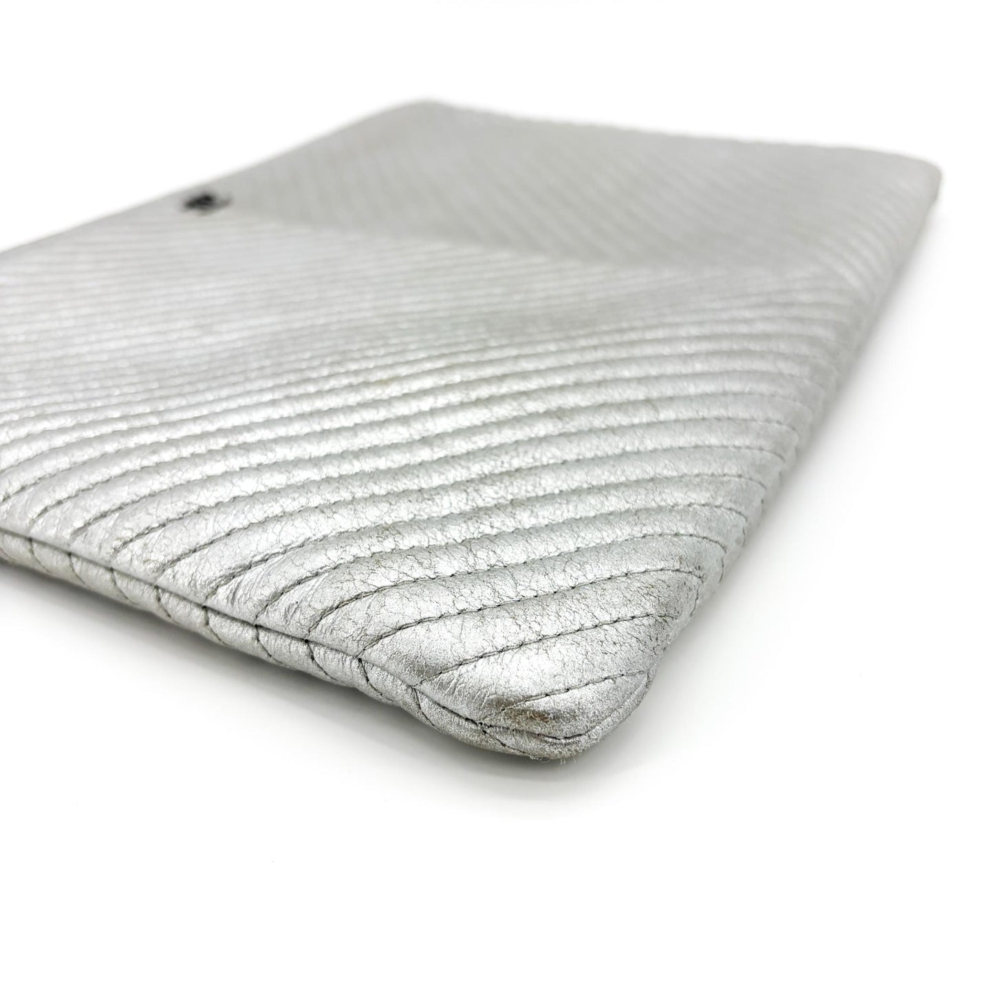 Chanel Chevron Metallic Large O-Case Silver
