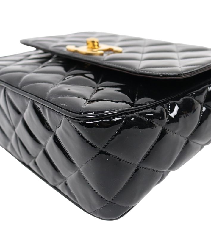 Chanel Black Patent Quilted CC Flap Chain Shoulder Bag with Flap
