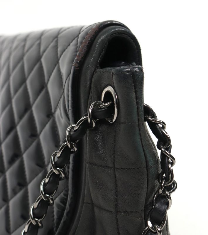 Chanel Black Patent Quilted CC Flap Chain Shoulder Bag with Flap