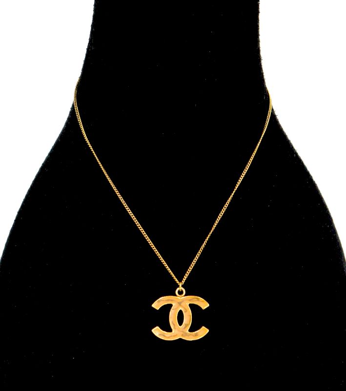 Chanel Orange CC Gold Necklace