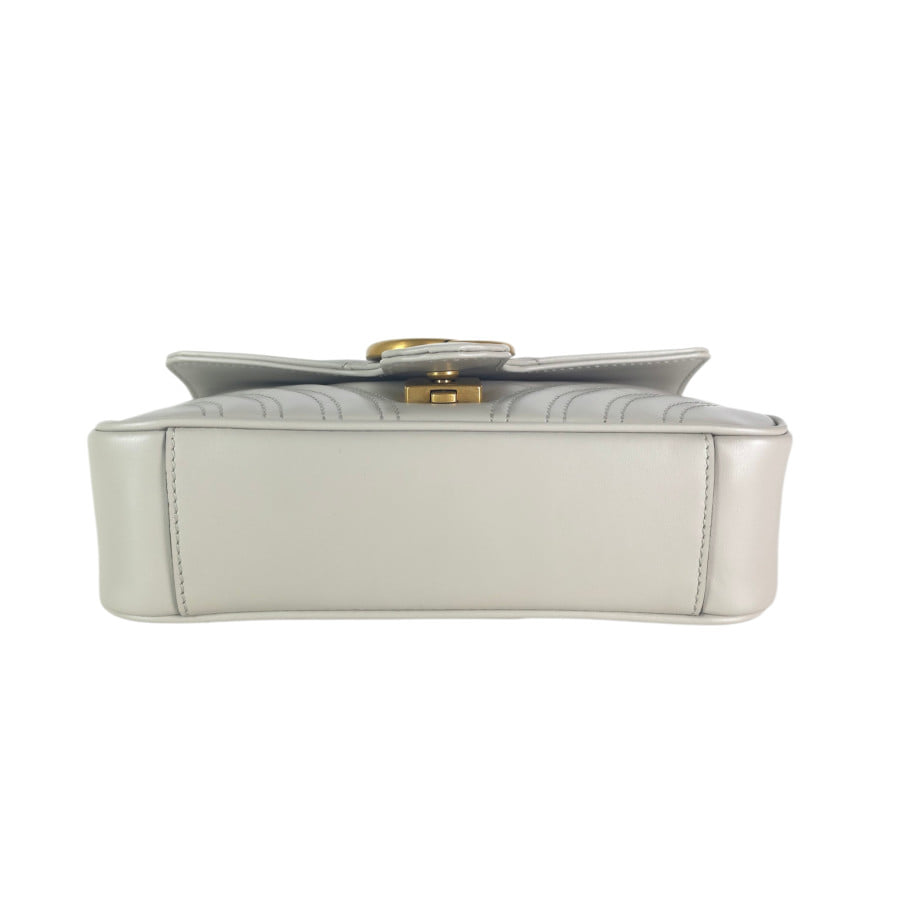 Small GG Marmont Shoulder Bag Crossbody Bag 446744
