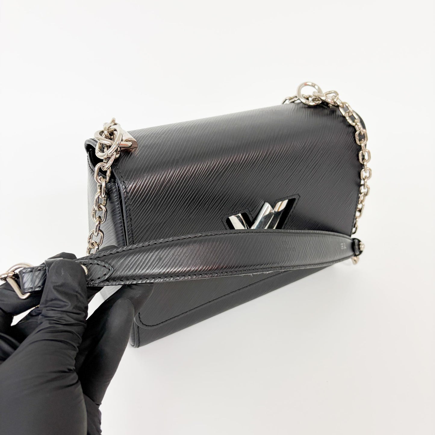 Louis Vuitton Epi Twist MM Black Silver Hardware