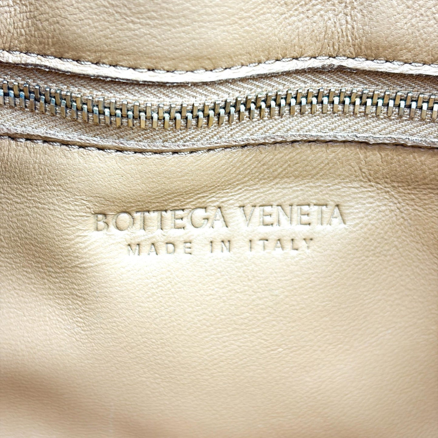 Bottega Veneta Cassette Bag Caramel