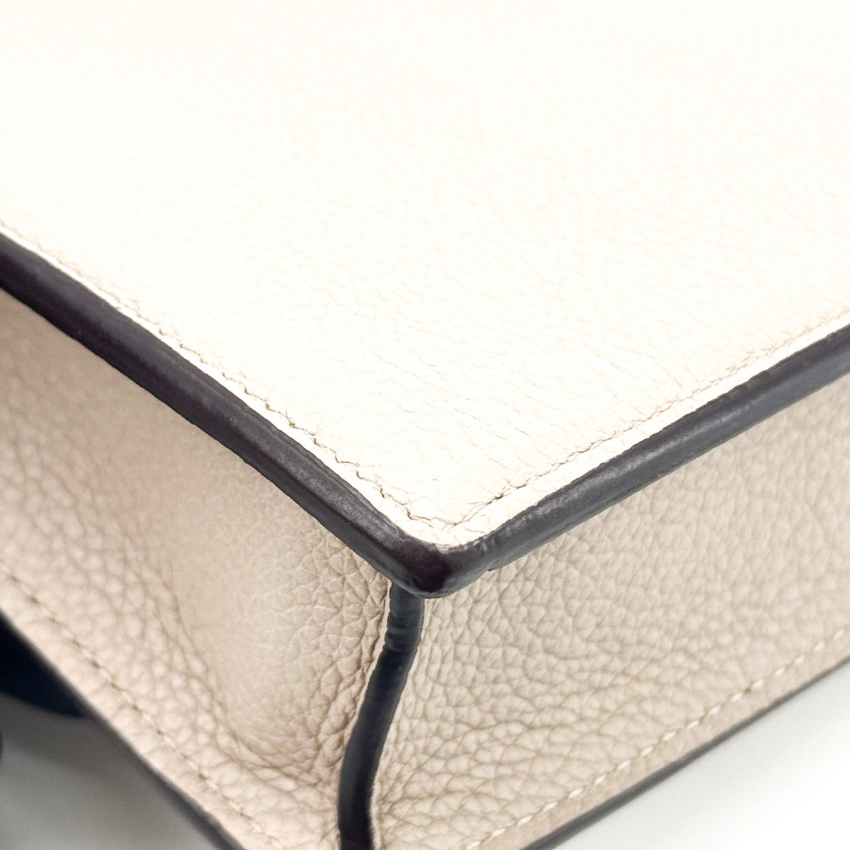 Louis Vuitton Lockme Pochette Chain Wallet Galette