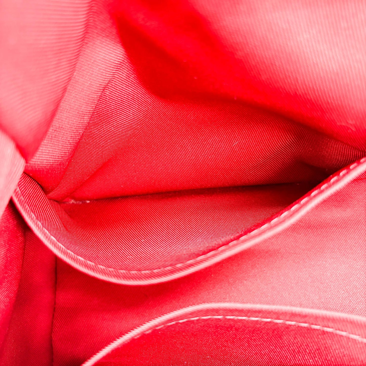 Louis Vuitton Monogram Empreinte Sully PM Marine Rouge