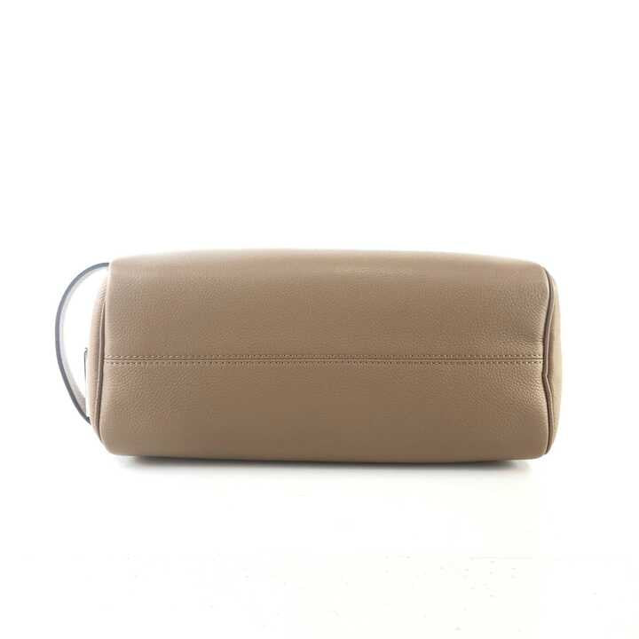 Dob Kit Leather Pouch (Beige) 7AS378