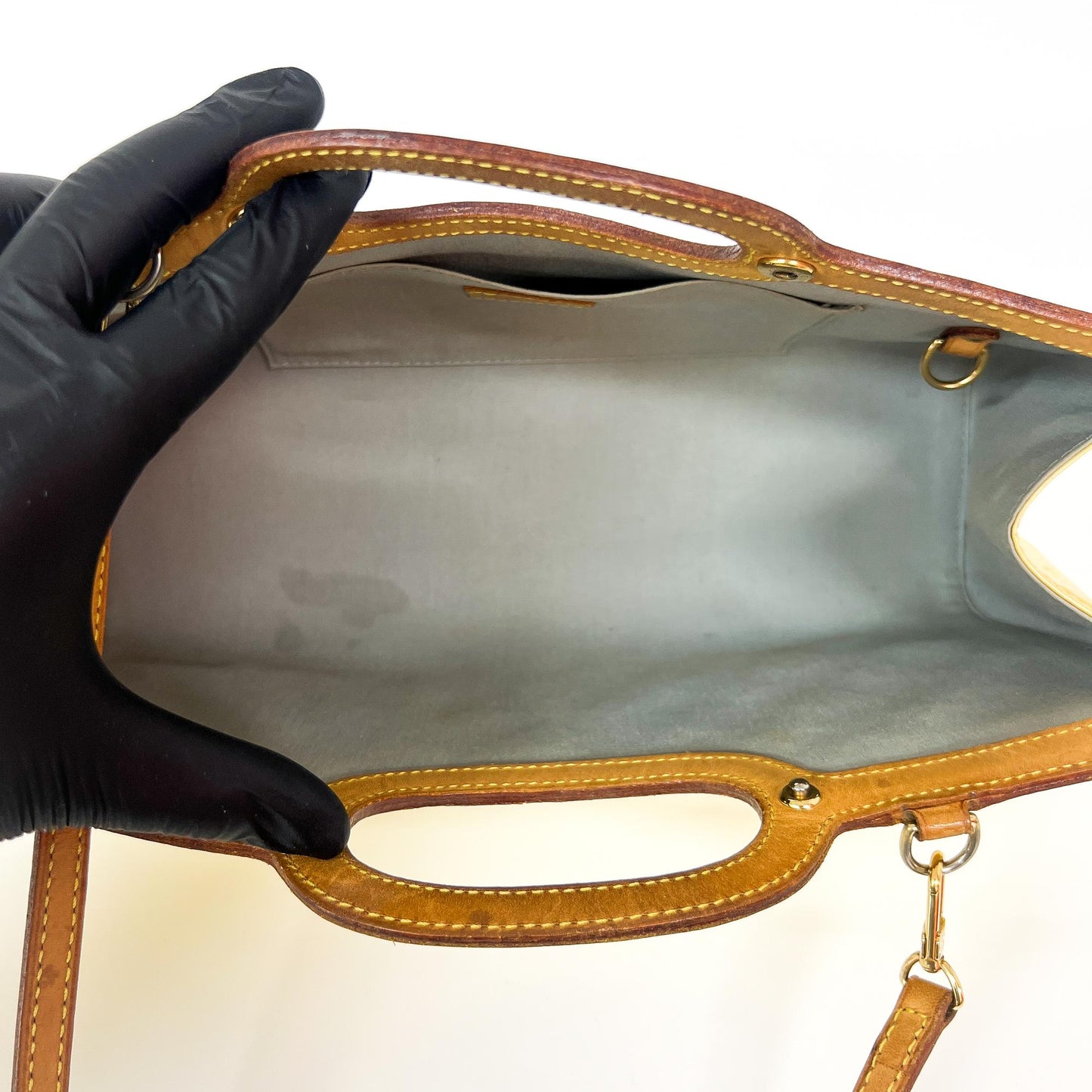Louis Vuitton Monogram Vernis Roxbury Drive Pearl