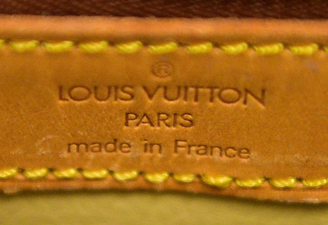 Louis Vuitton Monogram Bucket GM Shoulder Bag