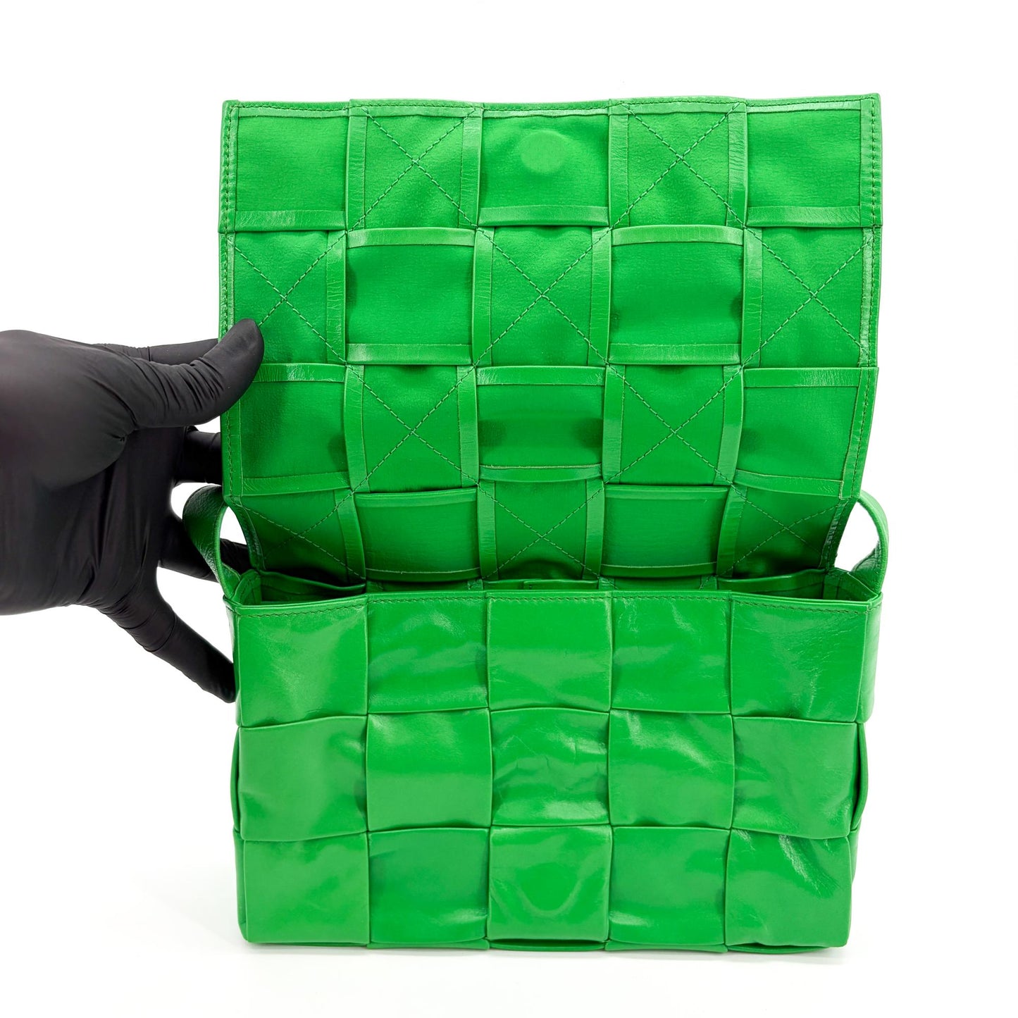 Bottega Veneta Intrecciato Weaving Paraket Cassette Bag Green