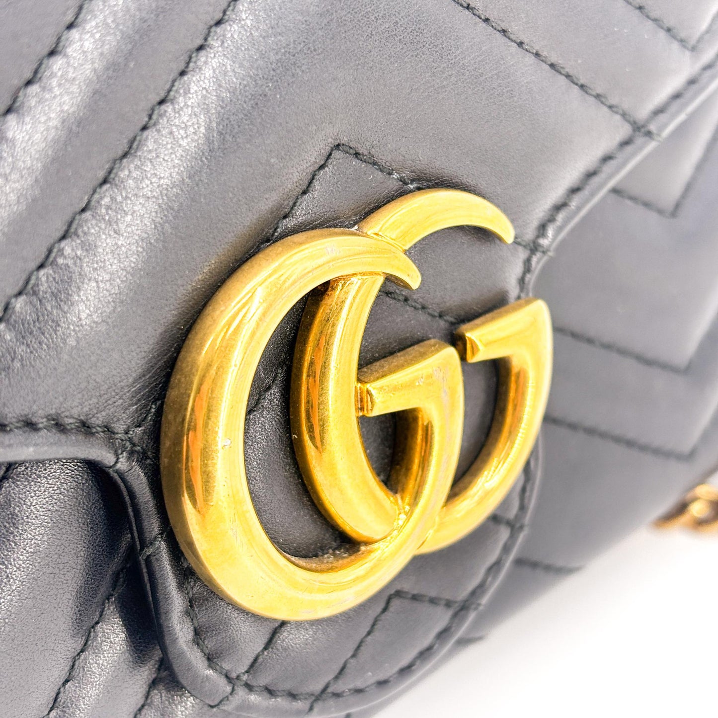 Gucci GG Marmont Matelassé Chain Shoulder Bag Black