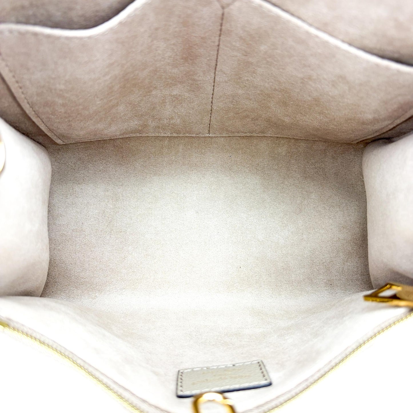 Louis Vuitton On the Go PM Monogram Empreinte Tourtrell Crème