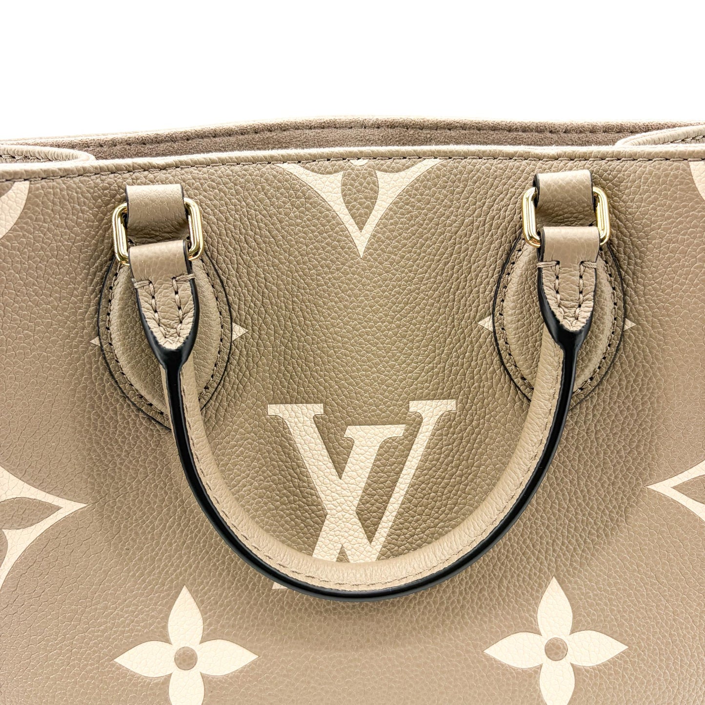 Louis Vuitton On the Go PM Monogram Empreinte Tourtrell Crème