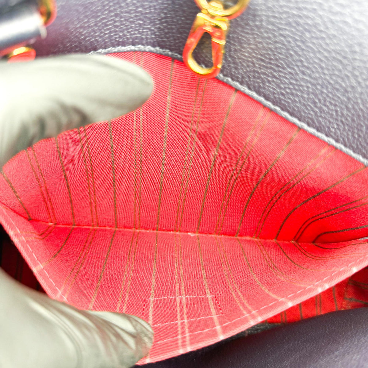 Louis Vuitton Montaigne BB Monogram Empreinte Marine Rouge