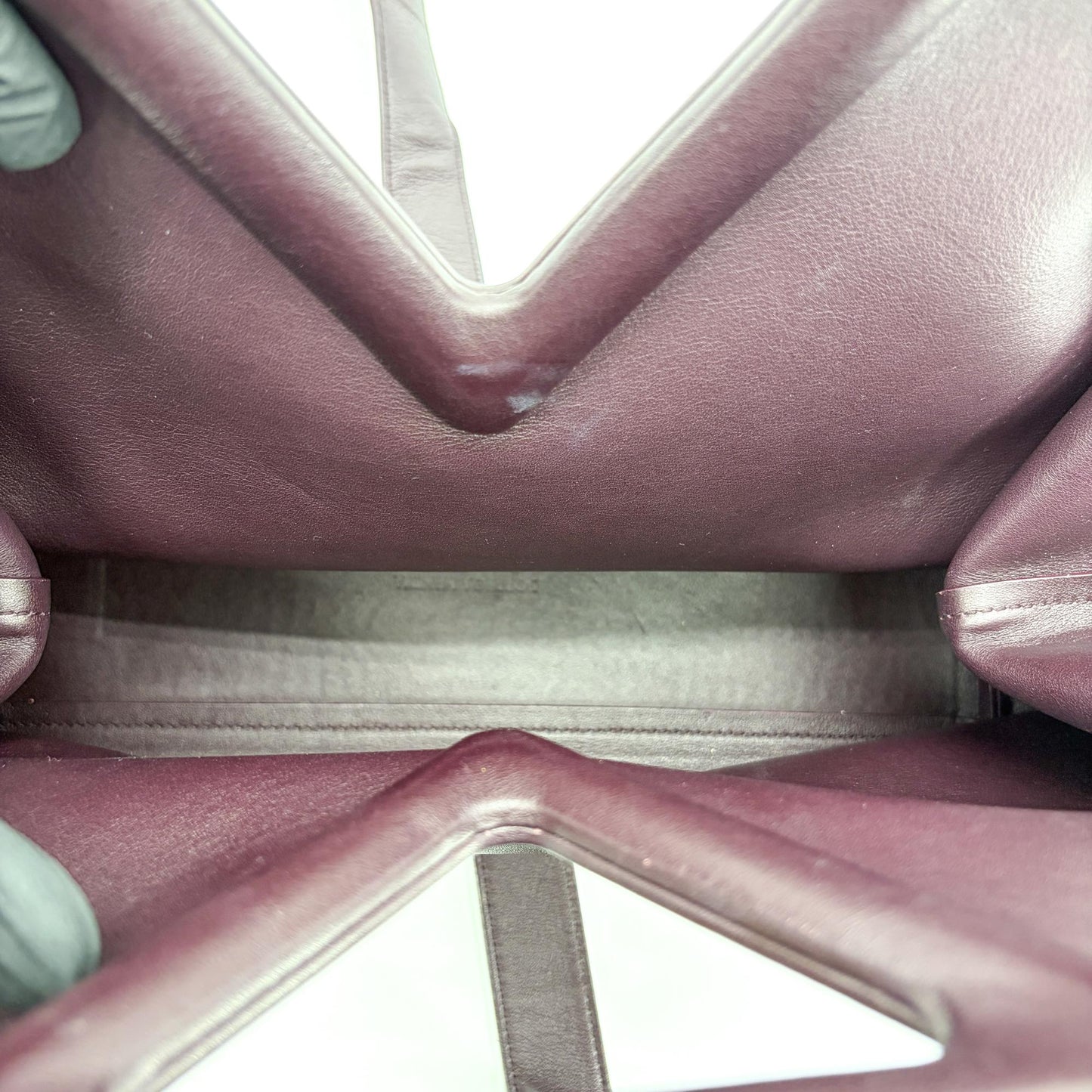 Bottega Veneta Medium Point Bag Burgundy